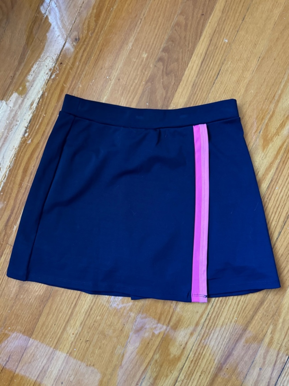 NWT Simple Southern Navy Golf or Tennis Athleisure Skort with Pink Stripe